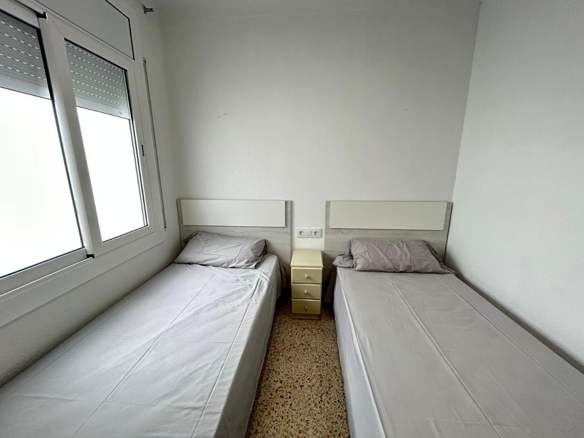 Apartamentos Playa La Perola 로지즈 외부 사진
